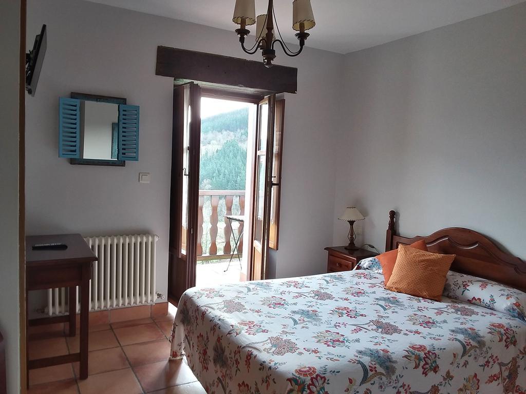 Отель Casa Rural Madariaga Артеа Экстерьер фото